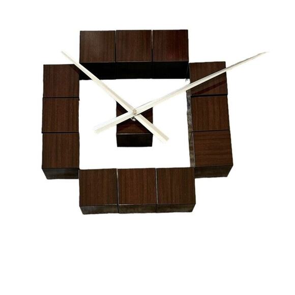 Vintage MCM Kenneth Wingard Cubic Wall Clock Faux Wood Grain Silver Hands RARE - Picture 4 of 9